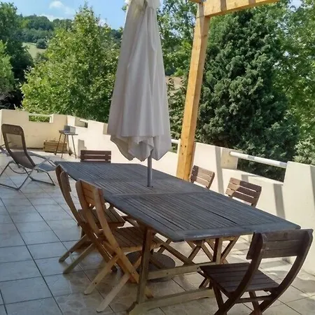 Domaine De La Petite Tour Монреаль