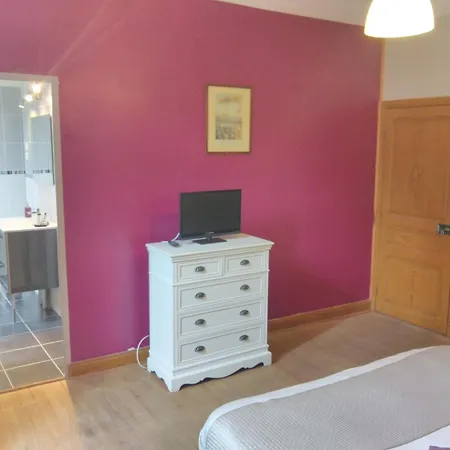 Domaine De La Petite Tour Gasthof 3*